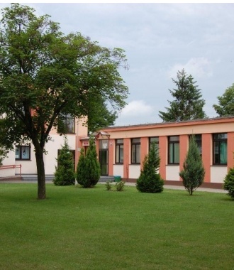 Zespół Szkolno-Przedszkolny 
W Granowie